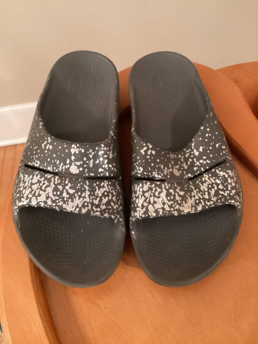 OOFOS OOahh Luxe Slide Sandal Slip On Recovery Shoe Limited Edition M7 W8 EU40
